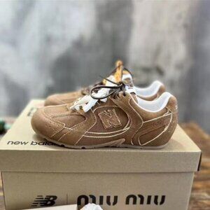New Balance X Miu Miu 530 SL Sneakers Brown